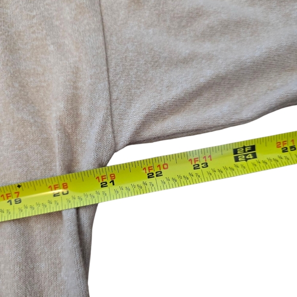 3/$15 Primark Cares Cream Hoodie Size Small - Picture 4 of 6